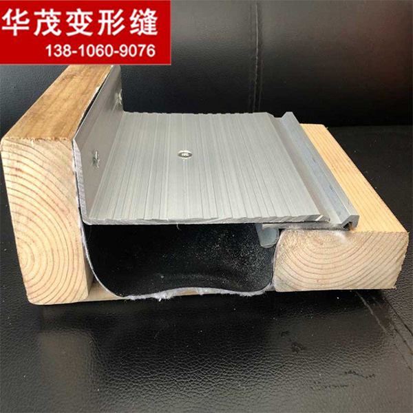 不銹鋼地面伸縮縫廠家直銷(xiāo)