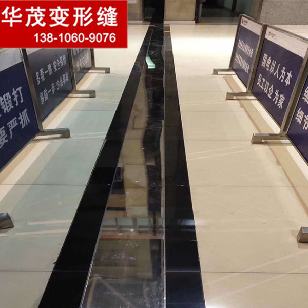 甘肅伸縮縫廠家直銷蘭州樓地面成品鋁合金伸縮縫